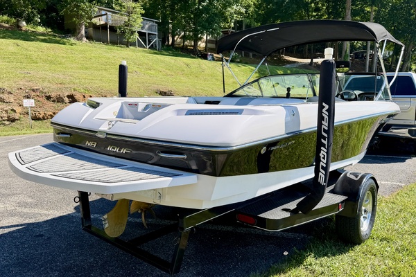 20ft Correct Craft Yacht For Sale
