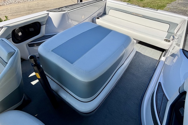 20ft Correct Craft Yacht For Sale