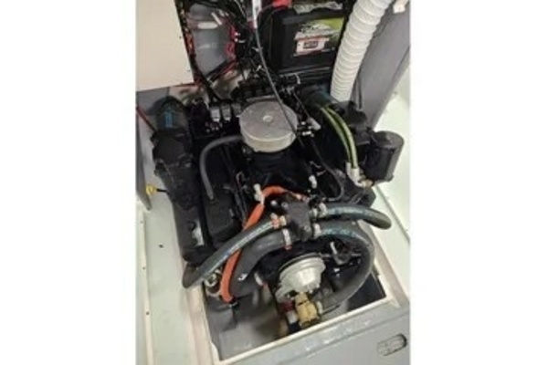Photo of the 1975 Shamrock 200 Open "LUCKY"