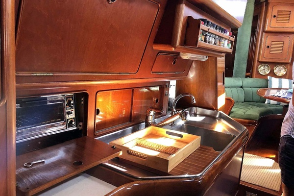 L EQUIPE 53ft Little Harbor Yacht For Sale
