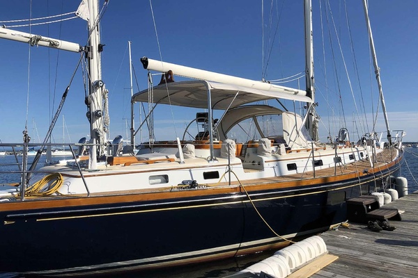 L EQUIPE 53ft Little Harbor Yacht For Sale