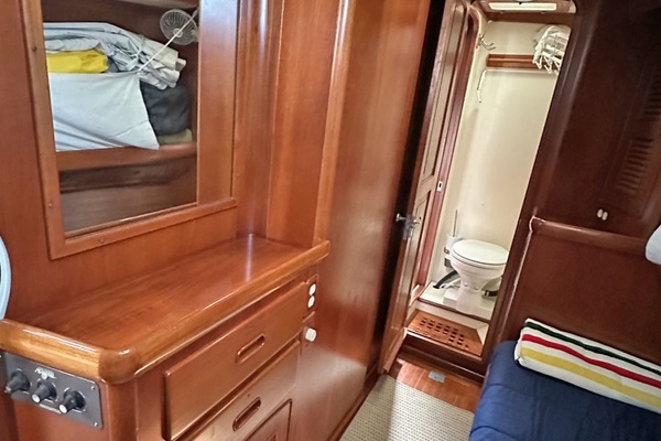 L EQUIPE 53ft Little Harbor Yacht For Sale