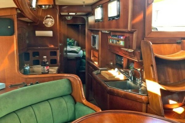 Little Harbor 53 Yacht For Sale