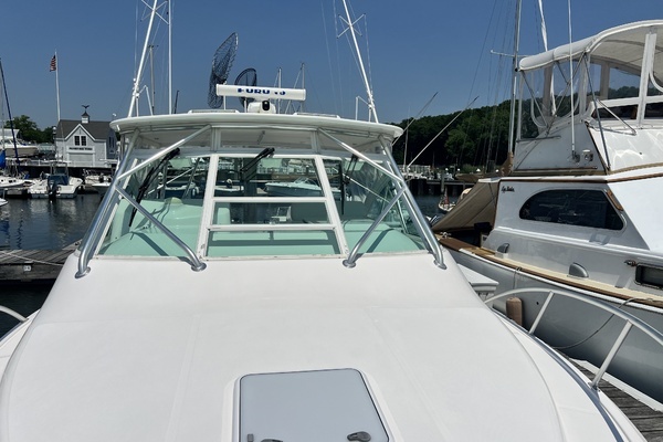 2007 Cabo 35