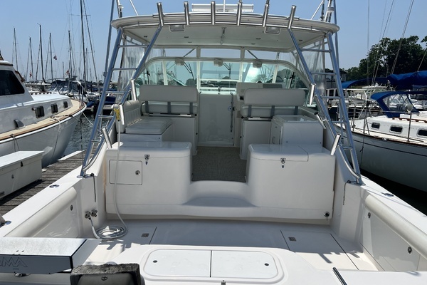 2007 Cabo 35