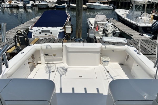 2007 Cabo 35