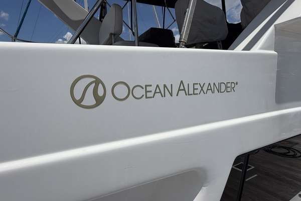 48ft Ocean Alexander Yacht For Sale