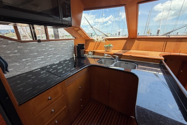 Ocean Alexander  Yacht For Sale