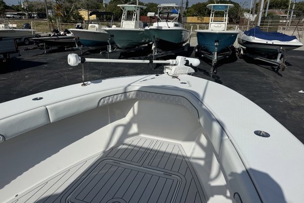 25ft Jupiter Yacht For Sale
