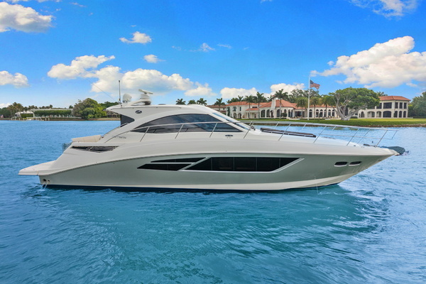 51-ft-Sea Ray-2017-SUNDANCER 510- Naples Florida United States  yacht for sale