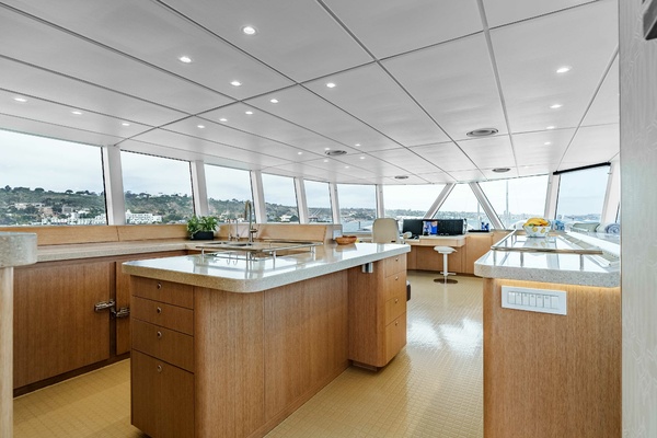 UGLY BETTY  86ft Circa Marine Yacht For Sale