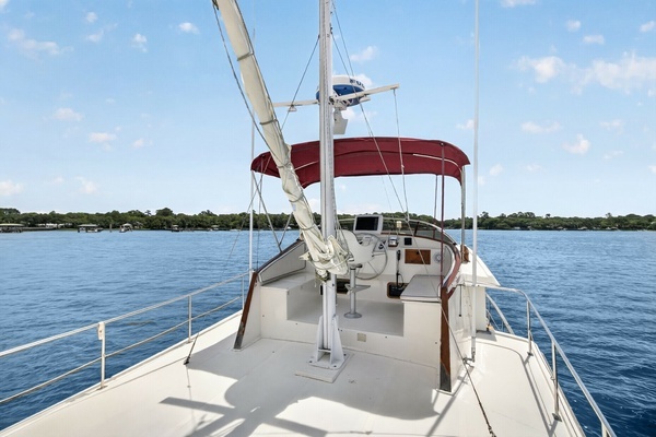 Kadey-Krogen 42 Yacht For Sale