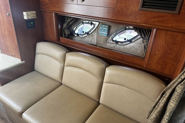 NATALY 31ft Rinker Yacht For Sale
