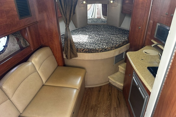 NATALY 31ft Rinker Yacht For Sale