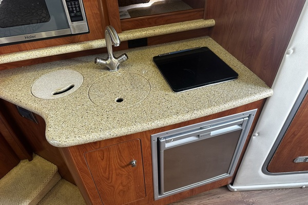 NATALY 31ft Rinker Yacht For Sale