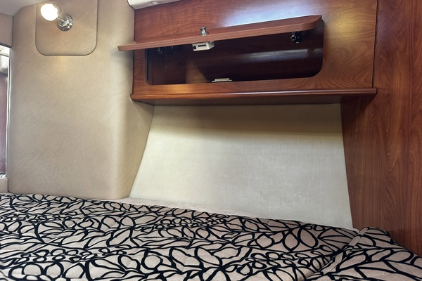 NATALY 31ft Rinker Yacht For Sale