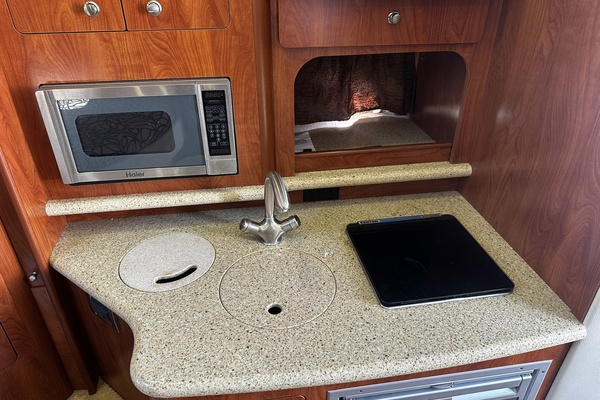 NATALY 31ft Rinker Yacht For Sale