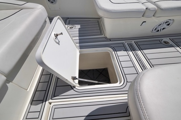 39ft SeaVee Yacht For Sale