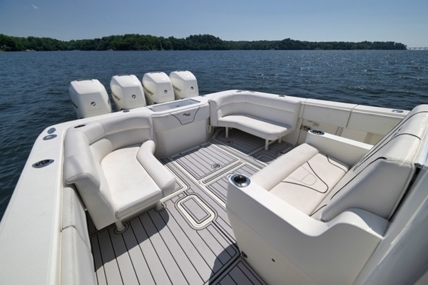 39ft SeaVee Yacht For Sale