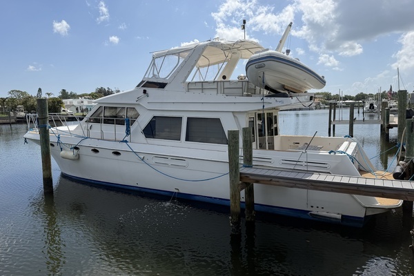 1999 Navigator 53