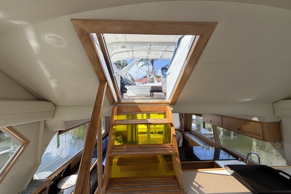 ODYSSEY 53ft Navigator Yacht For Sale