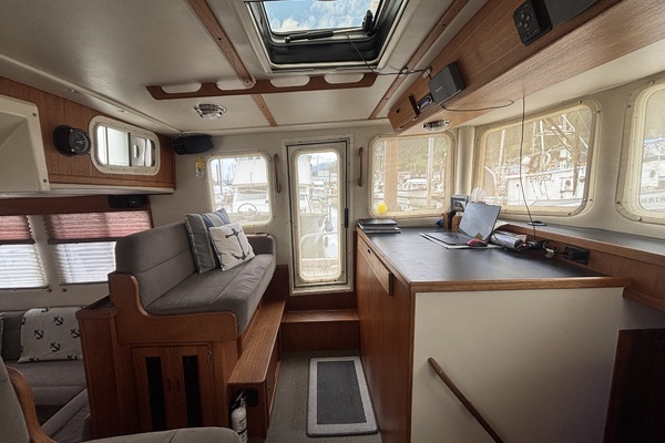 Nordic Tugs 37 Yacht For Sale