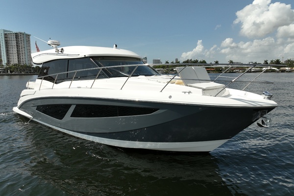 42ft Regal Yacht For Sale