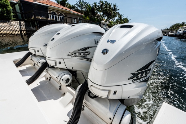 42ft Regal Yacht For Sale