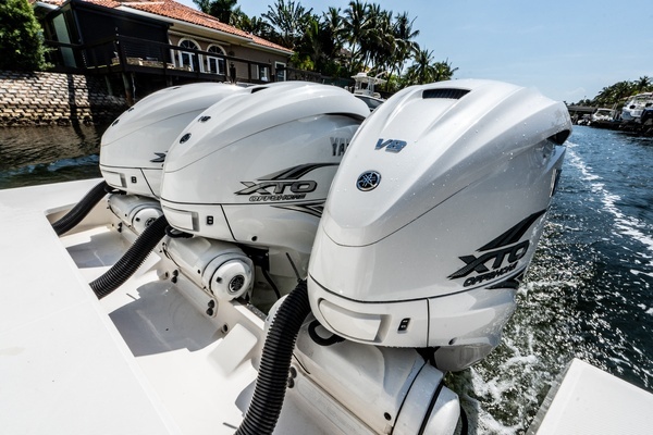 Regal 42 XO Yacht For Sale