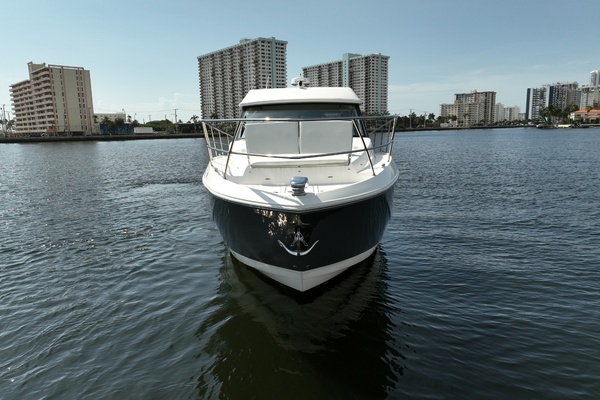 Regal 42 XO Yacht For Sale