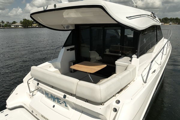 Regal 42 XO Yacht For Sale