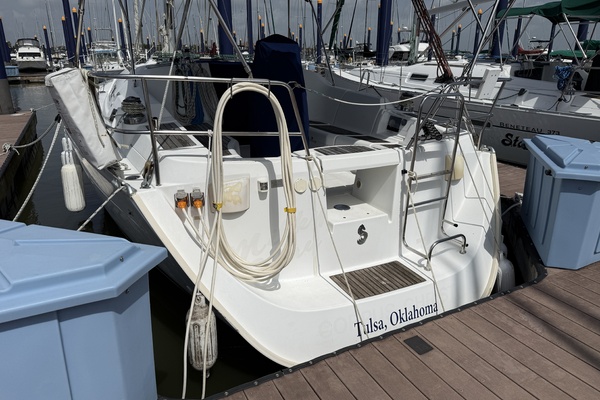 Beneteau 373