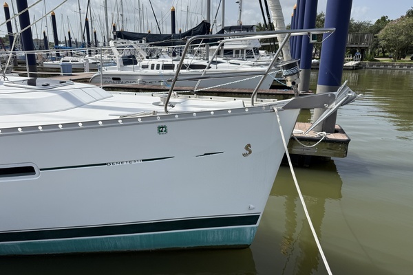 Photo of the 2007 Beneteau 373 "Tulsa Wind"