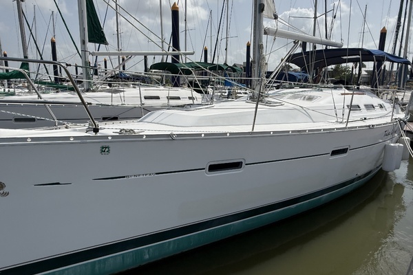 Photo of the 2007 Beneteau 373 "Tulsa Wind"
