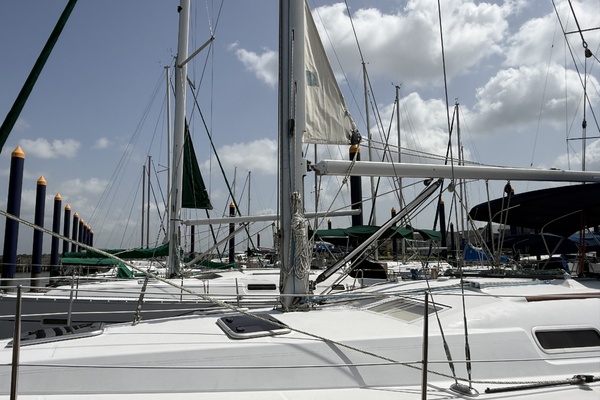 Beneteau 373