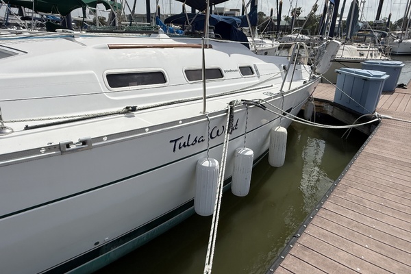 Beneteau 373