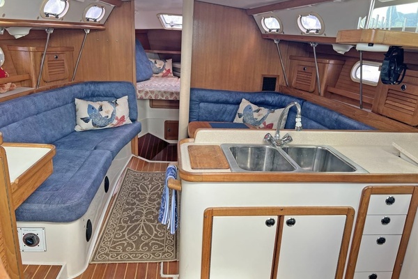 Meeshee 34ft Catalina Yacht For Sale