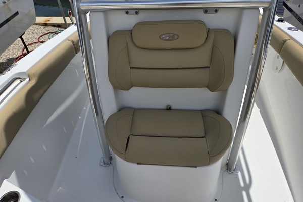 21ft Sea Hunt Yacht For Sale