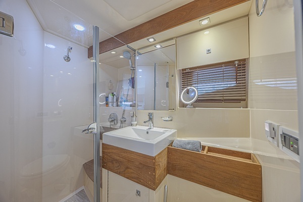 Sea Ray  Yacht For Sale