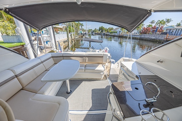 Sea Ray  Yacht For Sale