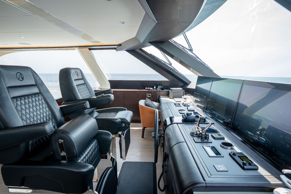 Cool Change  107ft Ocean Alexander Yacht For Sale
