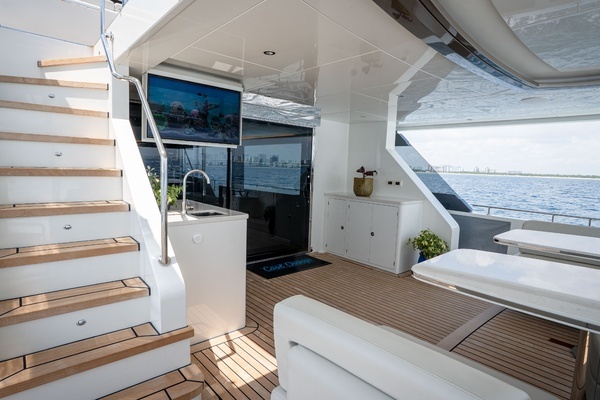 Ocean Alexander 32L Yacht For Sale