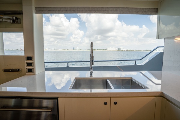 Cool Change  107ft Ocean Alexander Yacht For Sale