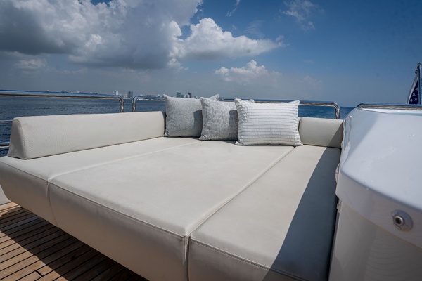 Cool Change  107ft Ocean Alexander Yacht For Sale