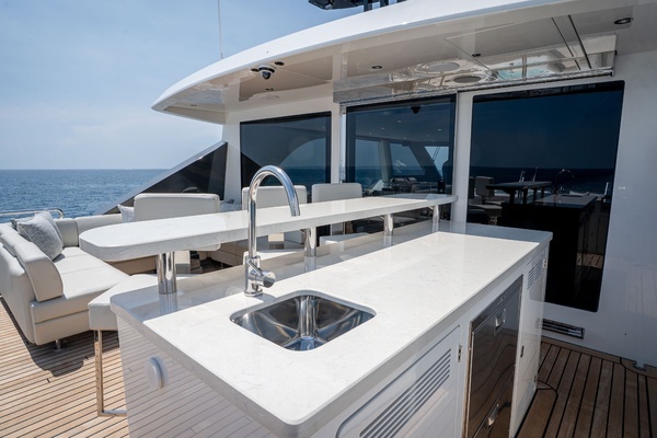 Ocean Alexander 32L Yacht For Sale