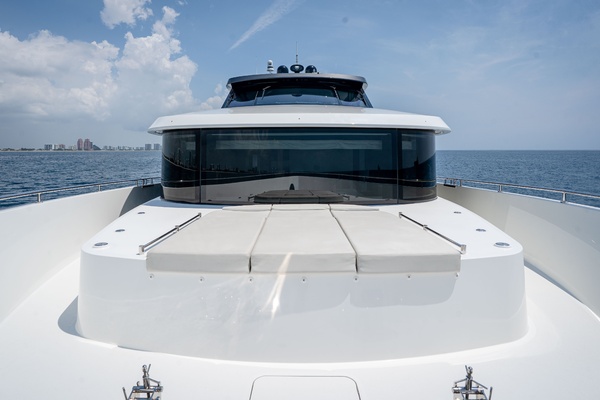 Cool Change  107ft Ocean Alexander Yacht For Sale