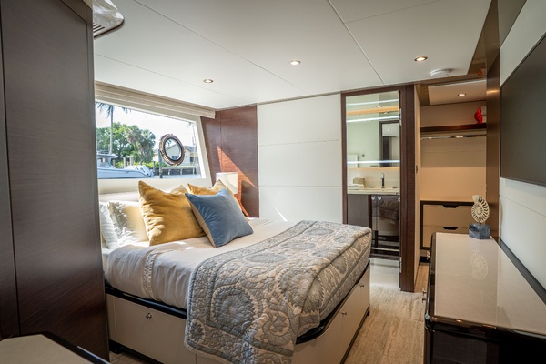 Cool Change  107ft Ocean Alexander Yacht For Sale