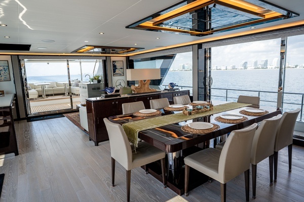 Ocean Alexander 32L Yacht For Sale