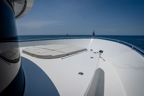 Cool Change  107ft Ocean Alexander Yacht For Sale