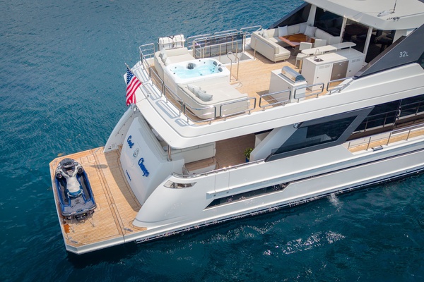 Cool Change  107ft Ocean Alexander Yacht For Sale